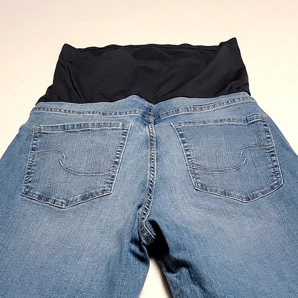 Signature by Levi Strauss & Co. Gold Label Women's Maternity Skinny Jeans - Picture 6 of 10
